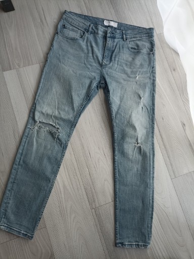 Zdjęcie oferty: spodnie jeansowe denim Bershka męskie 