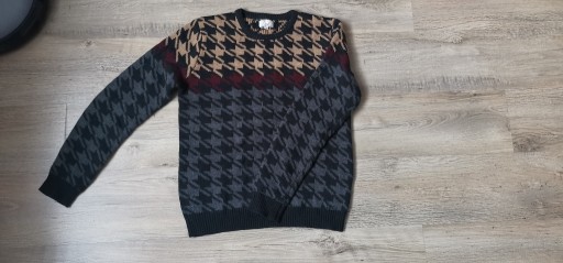 Zdjęcie oferty: Sweter rozmiar M