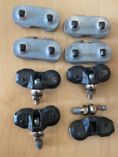 Zdjęcie oferty: Czujnik TPMS ciśnienia kół Audi Porsche 7PP907275F