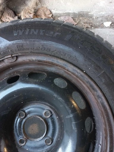 Zdjęcie oferty: Koła zimowe R15 205/65 Hankook