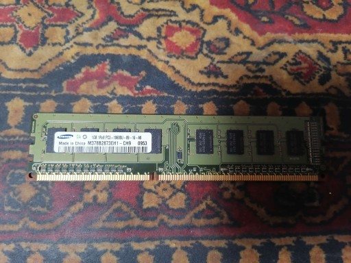 Zdjęcie oferty: SAMSUNG DDR3 1GB PC3-10600U M378B2873EH1-CH9