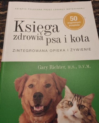 Zdjęcie oferty: Księga zdrowia psa i kota