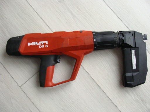 Zdjęcie oferty: HILTI DX6 OSADZAK BETONU STALI sprawny 100%