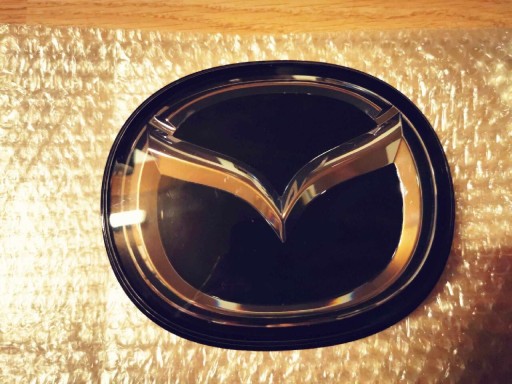 Zdjęcie oferty: Mazda 3 BP CX30 znaczek pod radar