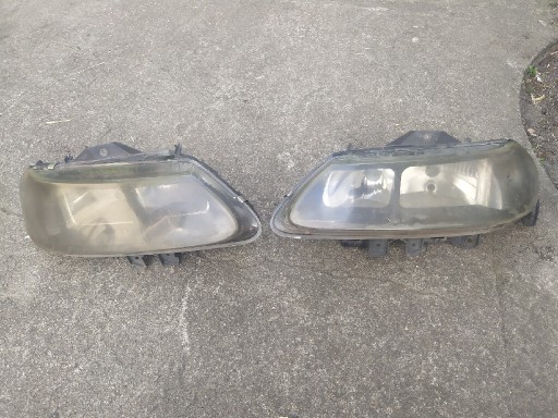 Zdjęcie oferty: Oryginalne lampy Hella do Renault Laguna l phll