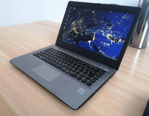 Zdjęcie oferty: Laptop PEAQ 17 cali