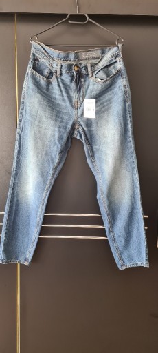 Zdjęcie oferty: Nowe spodnie jeansy męskie W34 z prostą nogawką.