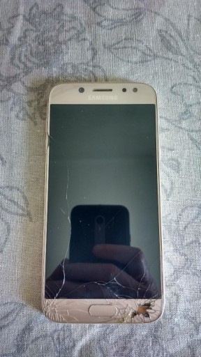 Zdjęcie oferty: Samsung Galaxy J5 J530F/DS
