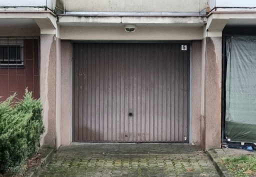 Zdjęcie oferty: Wynajmę garaż murowany w budynku magazyn Warszawa