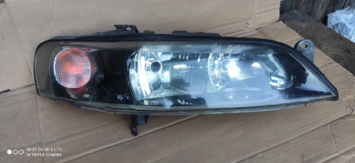 Zdjęcie oferty: 2x Lampa Przód Opel Vectra B Black 