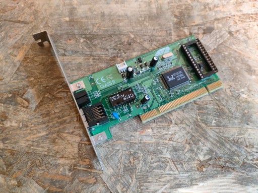 Zdjęcie oferty: RETRO KARTA RTL8139C 