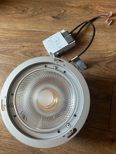 Zdjęcie oferty: Oprawa Led 230 mm 4xDownlight Sirius 52W okazja 