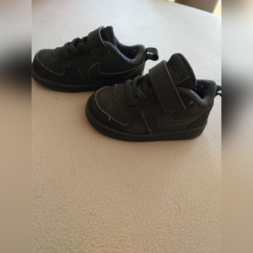 Zdjęcie oferty: Adidasy NIKE 