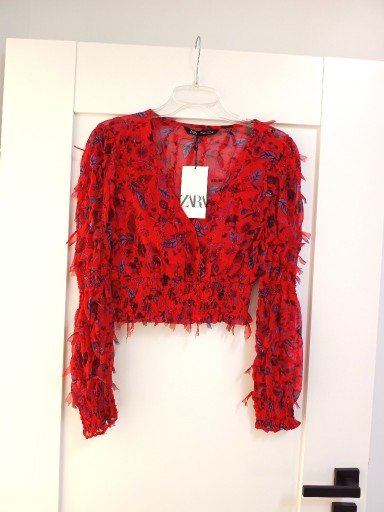 Zdjęcie oferty: bluzka zara czerwona z frędzlami crop top z dlugim rękawem 36S nowa