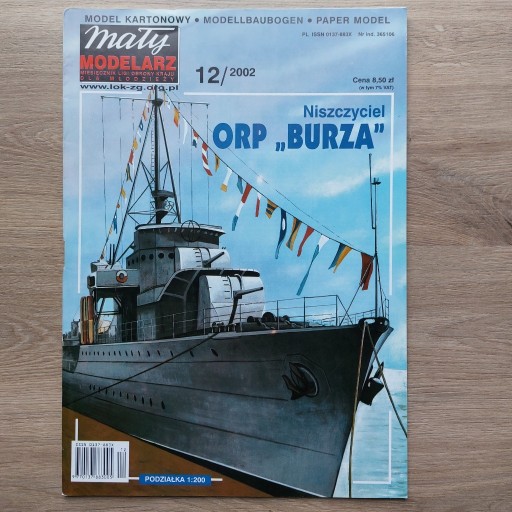 Zdjęcie oferty: Mały Modelarz 2002/12 niszczyciel ORP "Burza"