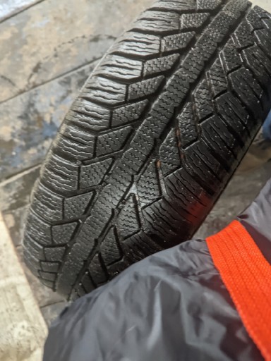 Zdjęcie oferty: Opony zimowe 195/65 R 15