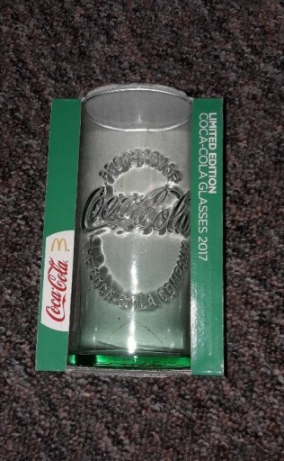 Zdjęcie oferty: Szklanka coca cola z 2017