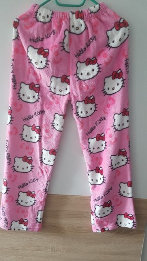 Zdjęcie oferty: Spodnie dresowe Hello Kitty