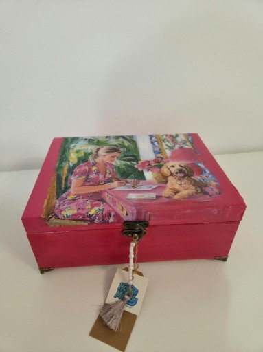Zdjęcie oferty: Wooden decorative box