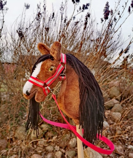 Zdjęcie oferty: Koń Hobby Horse na kijku + zestaw - Montana  