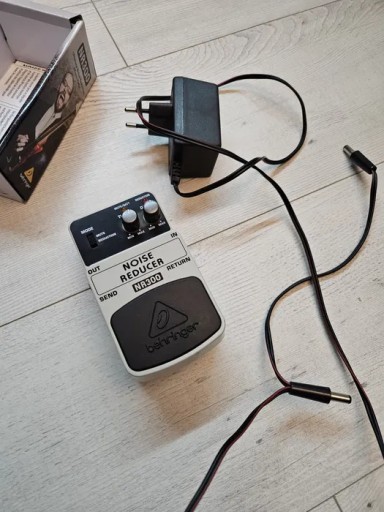 Zdjęcie oferty: Noice reducer - efekt gitarowy - jak nowy! - kabel w zestawie