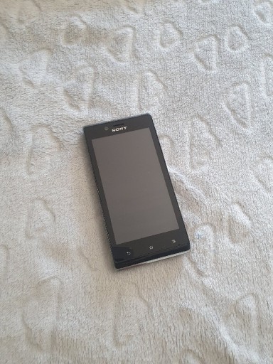 Zdjęcie oferty: Sony Xperia ST26i super stan działa ale!
