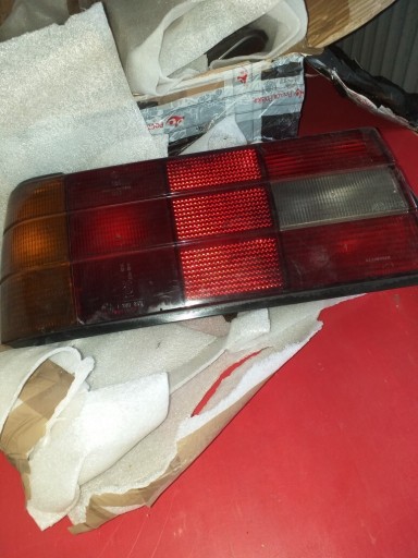 Zdjęcie oferty: Lampy BMW e30 TYLNE