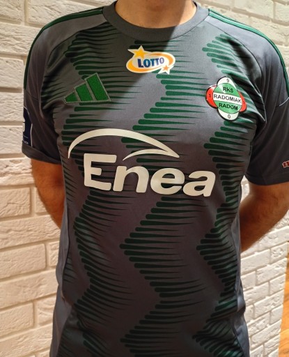 Zdjęcie oferty: Koszulka meczowa Radomiak Radom - Adidas Ekstraklasa 25/26 Vasco Lopes