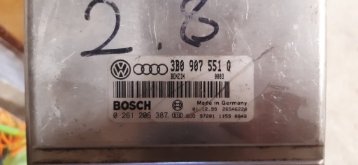 Zdjęcie oferty: Sterownik silnika Audi 2.8 A4 A6 B5 C5