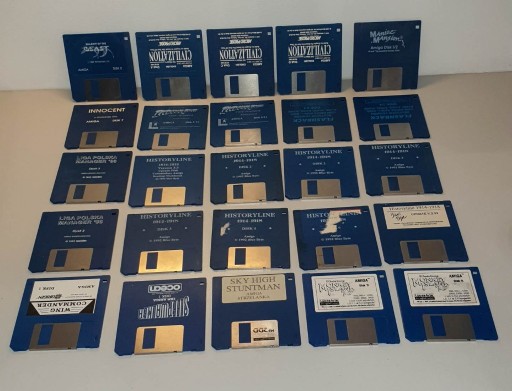 Zdjęcie oferty: Dyskietki 2DD do Amigi 25 sztuk Gry oryginalne niekompletne stan nieznany 