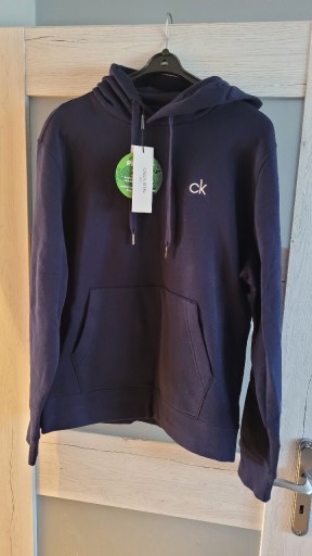 Zdjęcie oferty: Bluza z kapturem Calvin Klein rozmiar M nowa