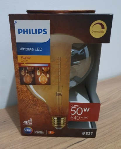 Zdjęcie oferty: LED Żarówka VINTAGE Philips G93 E27 7.3W=50W 