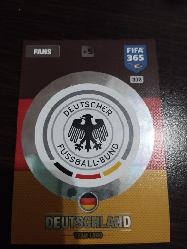 Zdjęcie oferty: Karty panini FIFA 365 2017 herby 5 sztuk