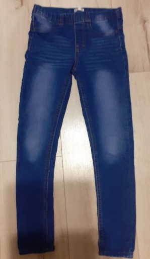 Zdjęcie oferty: jeansy rurki 128cm j. nowe