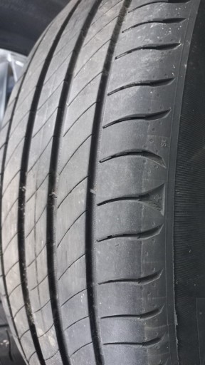 Zdjęcie oferty: Opony 215 65 17 michelin 