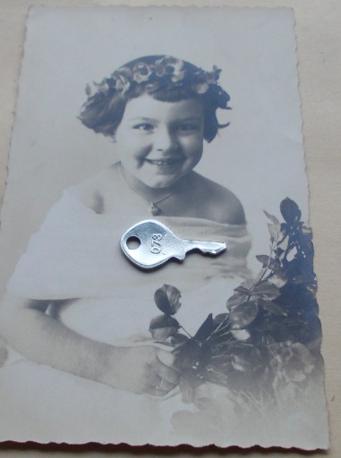 Zdjęcie oferty: 91)Fotografia Dziewczynka,1925,K.Braun Ludwigsburg