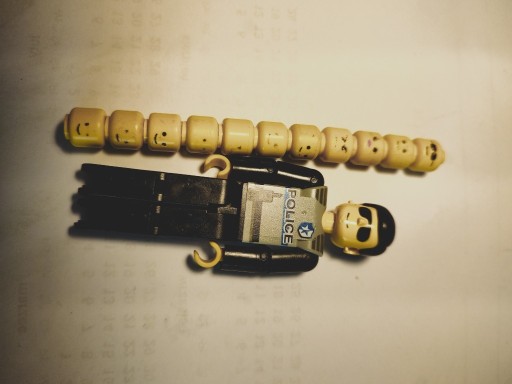 Zdjęcie oferty: Klocki LEGO główki i figurka