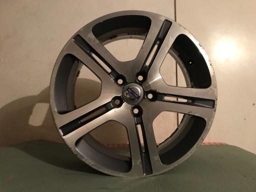 Zdjęcie oferty: Felga Alu 17” volvo s60 cassiopeia  bdb