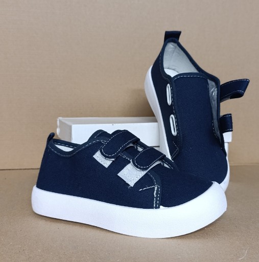 Zdjęcie oferty: Trampki tenisówki dziecięce na rzepy uni 27 