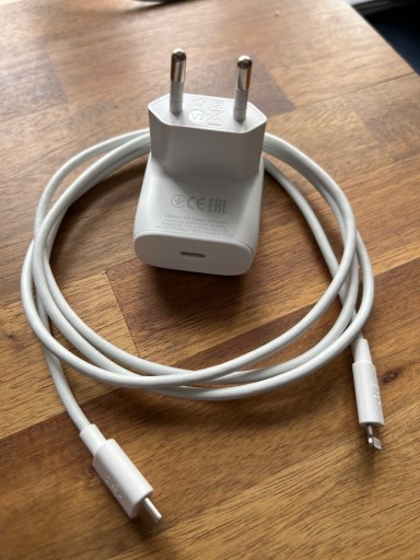 Zdjęcie oferty: Ładowarka Belkin BoostCharge PD 18W + kabel 1.2m MFI