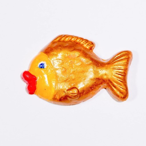 Zdjęcie oferty: Ozdobny magnes złota rybka