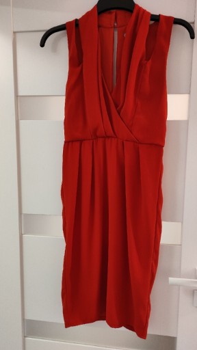 Zdjęcie oferty: Sukienka koktajlowa ASOS 36 S czerwona 