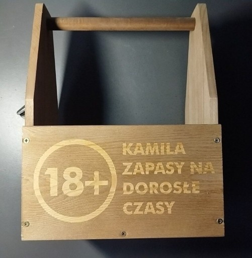 Zdjęcie oferty: Prezent na 18 - Kamila zapasy na dorosłe czasy 