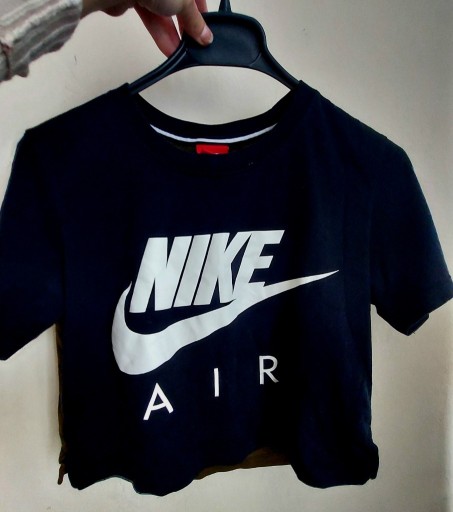 Zdjęcie oferty: Nike oryginalna bluzka crop tshirt 