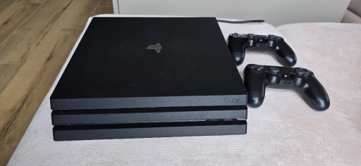 Zdjęcie oferty: Konsola Sony Playstation 4 Pro