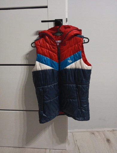 Zdjęcie oferty: Piękna Kamizelka Adidas Bezrękawnik r. S / XS