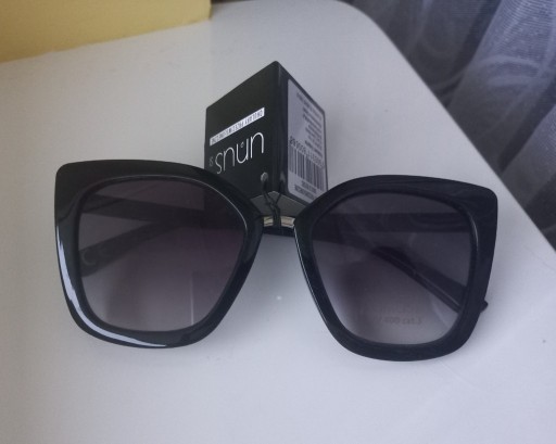 Zdjęcie oferty: Nowe okulary przeciwsłoneczne czarne klasyczne