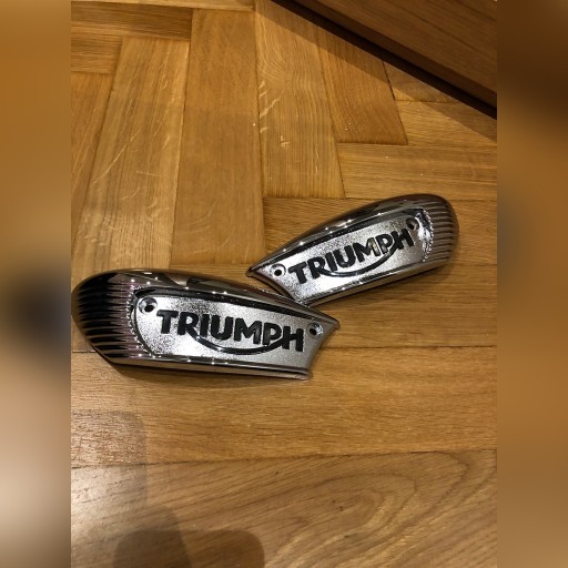 Zdjęcie oferty: Znaczek Triumph na zbiornik paliwa