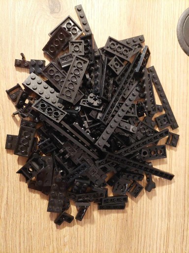 Zdjęcie oferty: LEGO czarne plates płytki 0,1kg MIX płaskie 100g