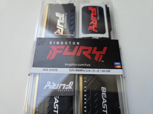 Zdjęcie oferty: Pamięć RAM DDR4 Kingston Fury 64GB 3600 CL18 x2